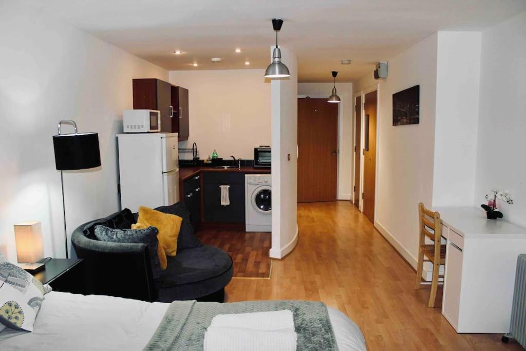 Modern City Central Studio Apt Birmingham Esterno foto